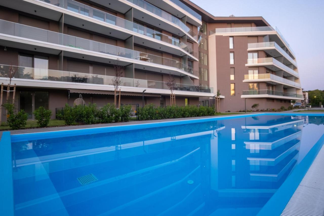 Myflat Coral Beach Apartment Siofok Luaran gambar