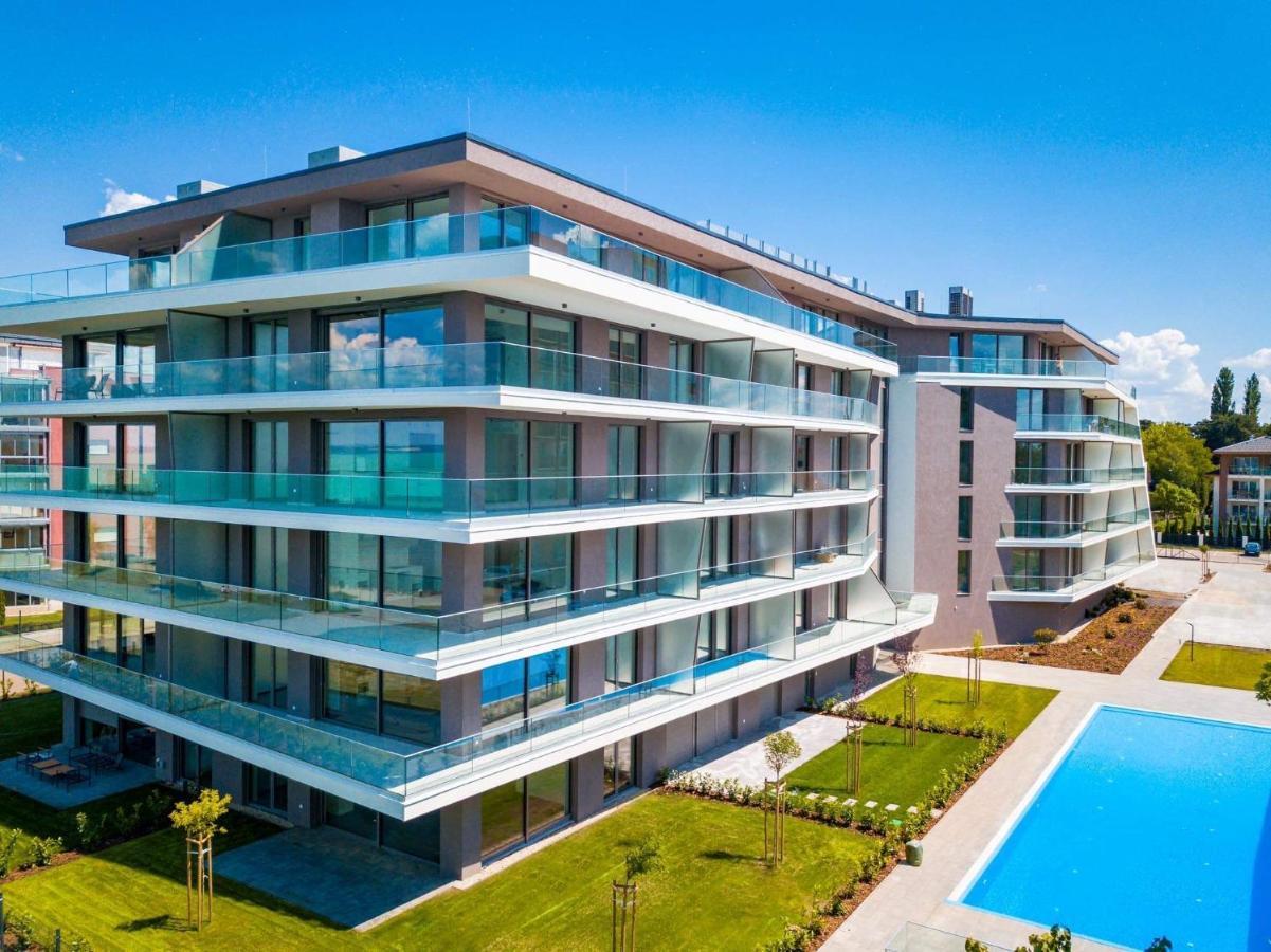 Myflat Coral Beach Apartment Siofok Luaran gambar